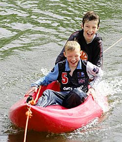 canoe squirt fun boat